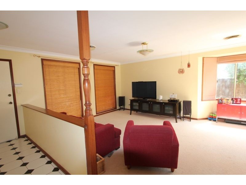 2 Quamby Court, Wattle Grove NSW 2173