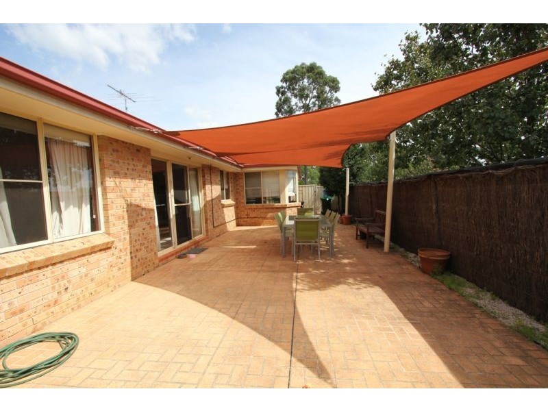 2 Quamby Court, Wattle Grove NSW 2173