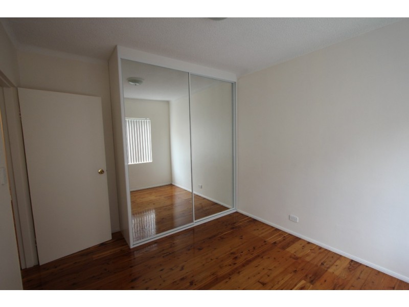 4/1 Waterside Crescent, Carramar NSW 2163