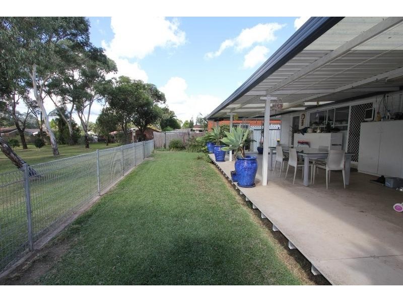 6 Hind Place, Chipping Norton NSW 2170