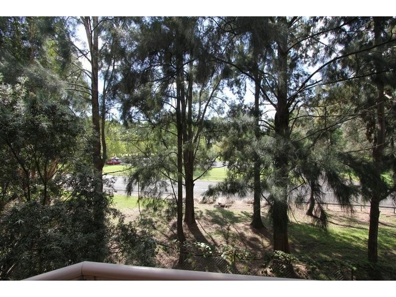 22/5 Mead Drive, Chipping Norton NSW 2170