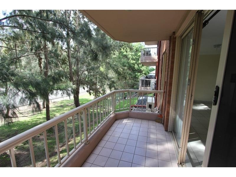 22/5 Mead Drive, Chipping Norton NSW 2170