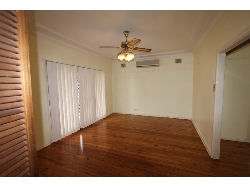 30 Tobys BVD, Mount Pritchard NSW 2170