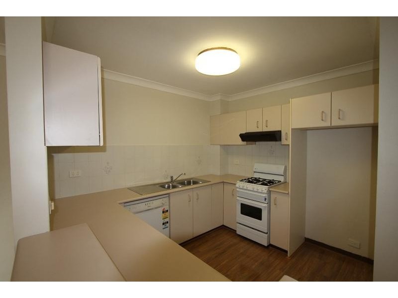 28/8 Mead Drive, Chipping Norton NSW 2170