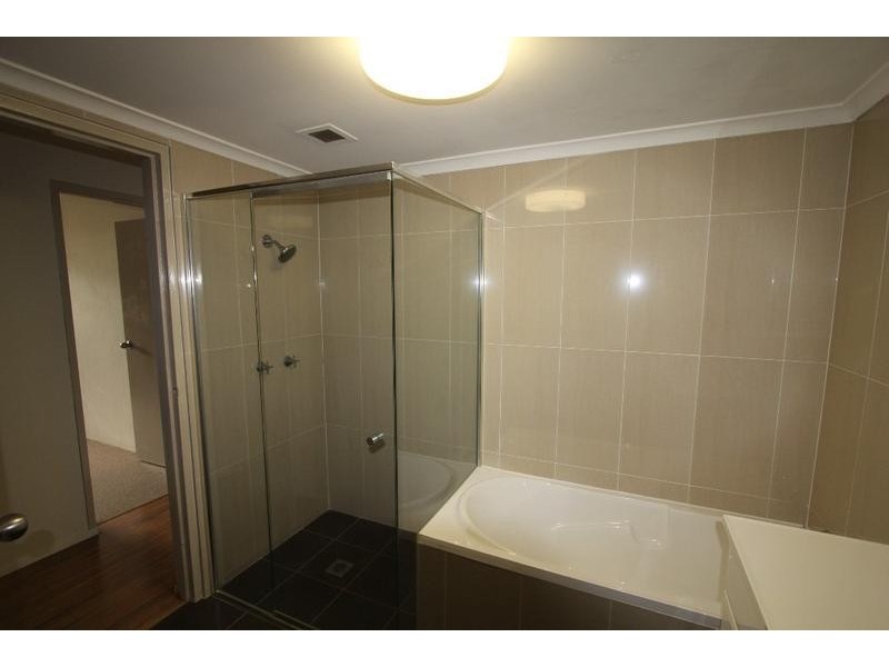 28/8 Mead Drive, Chipping Norton NSW 2170