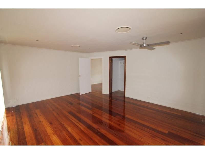 48 Nottingham Crescent, Chipping Norton NSW 2170