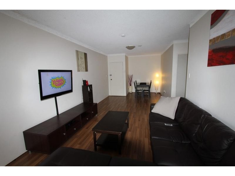 11/9 Hart Street, Warwick Farm NSW 2170