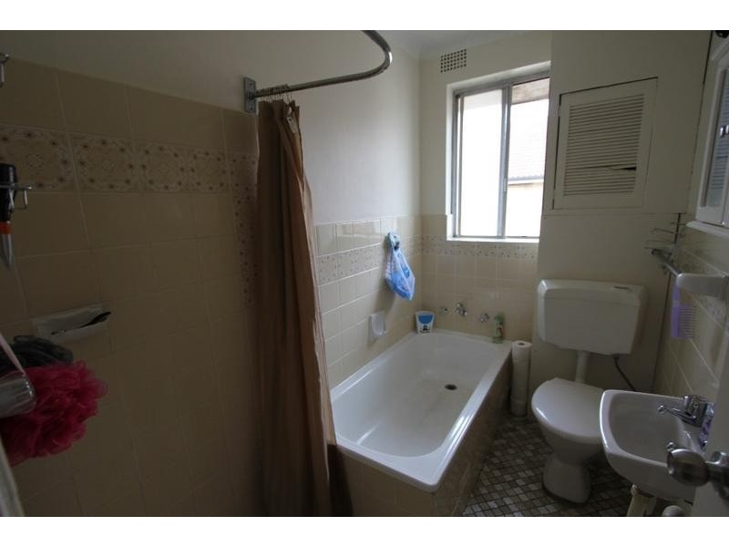 11/9 Hart Street, Warwick Farm NSW 2170