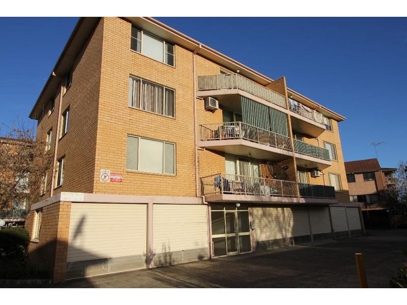 22/1 Riverpark Drive, Liverpool NSW 2170