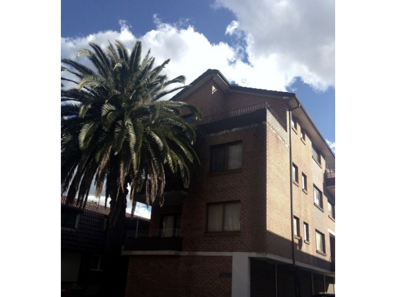 2/17 George St, Liverpool NSW 2170