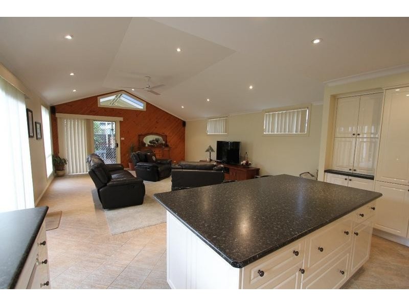 40 Mubo Crescent, Holsworthy NSW 2173