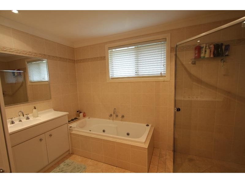 40 Mubo Crescent, Holsworthy NSW 2173