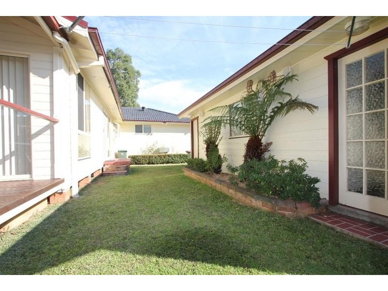 40 Mubo Crescent, Holsworthy NSW 2173