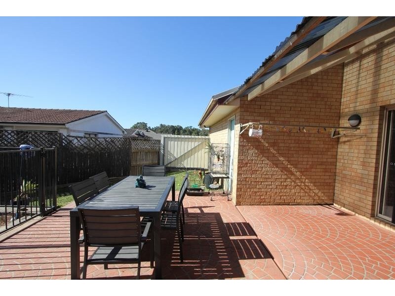 19 Tuross Close, Prestons NSW 2170