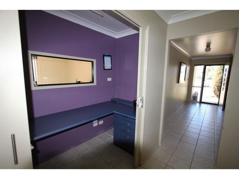19 Tuross Close, Prestons NSW 2170