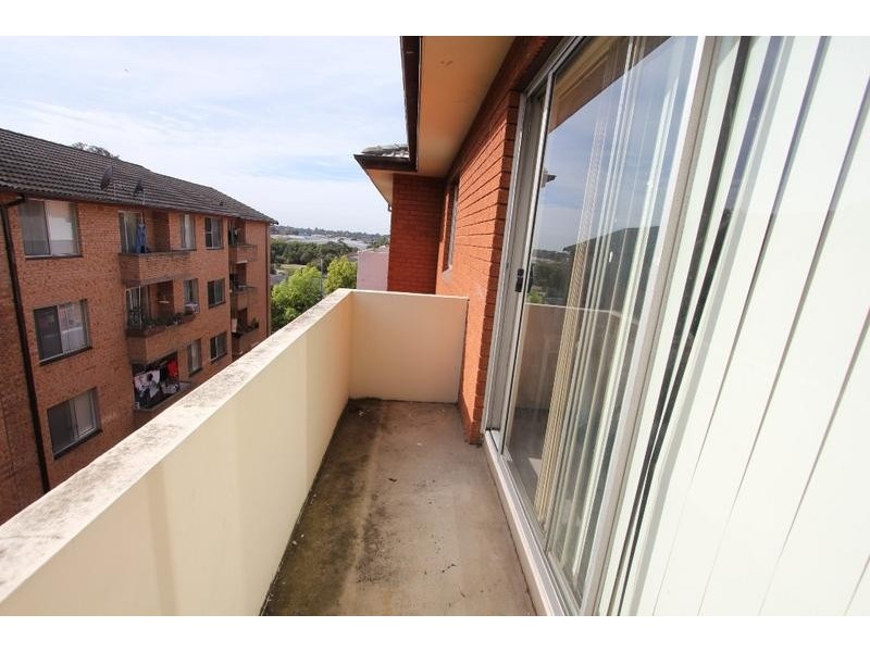 6/30 Speed St, Liverpool NSW 2170