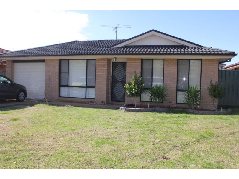 6 Hayes Court, Harrington Park NSW 2567