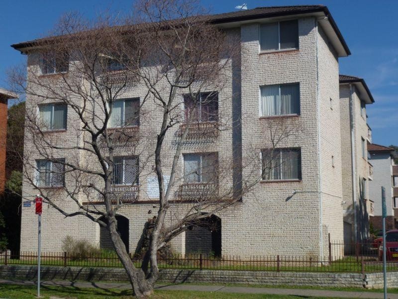 2/1 Hart Street, Warwick Farm NSW 2170