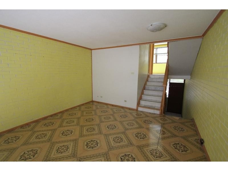 6/17 Lachlan Street, Warwick Farm NSW 2170