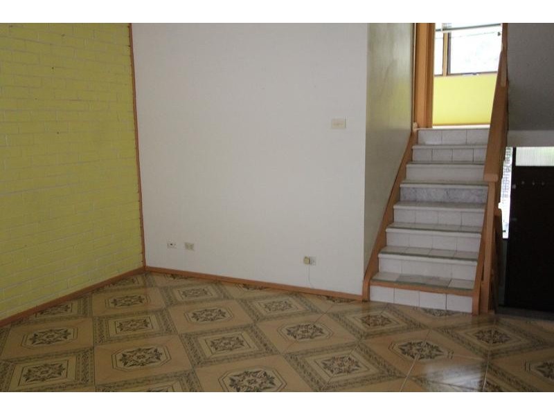 6/17 Lachlan Street, Warwick Farm NSW 2170