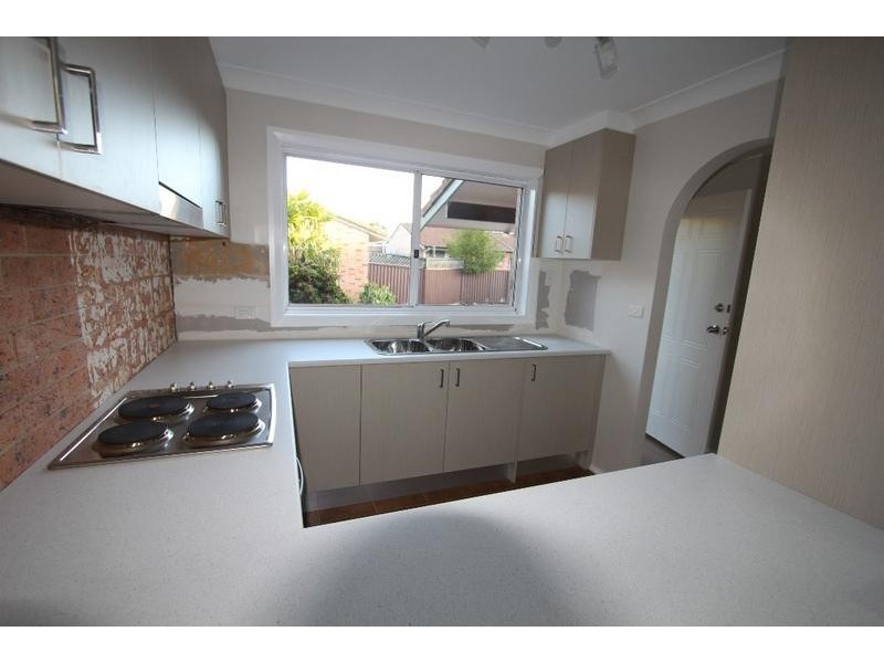 27/109 Stewart Avenue, Hammondville NSW 2170