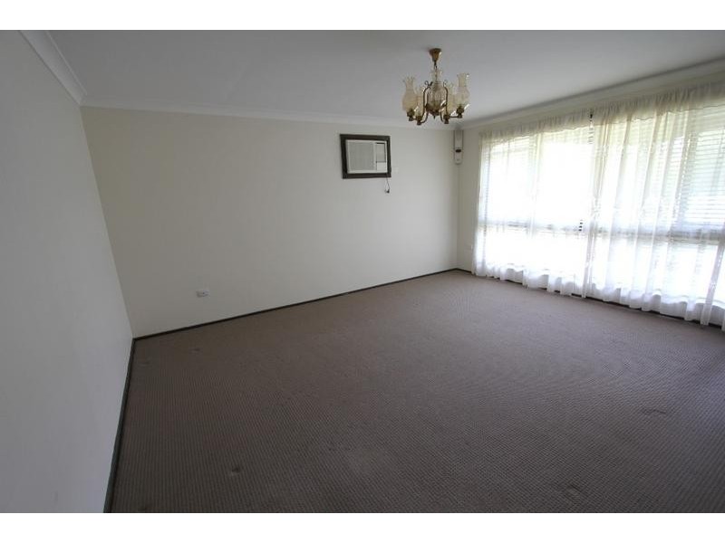 16 Denison Avenue, Lurnea NSW 2170