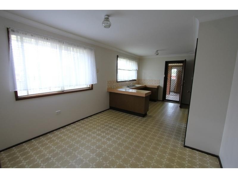 16 Denison Avenue, Lurnea NSW 2170