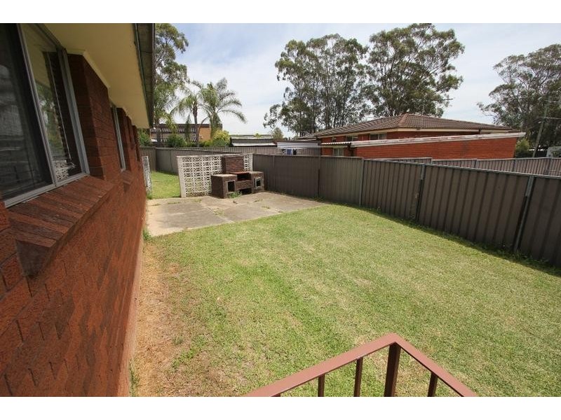 16 Denison Avenue, Lurnea NSW 2170