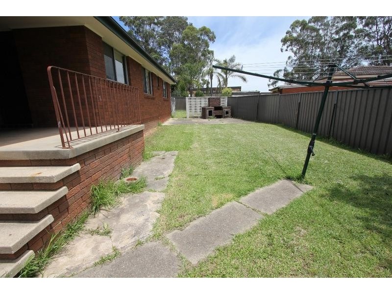16 Denison Avenue, Lurnea NSW 2170