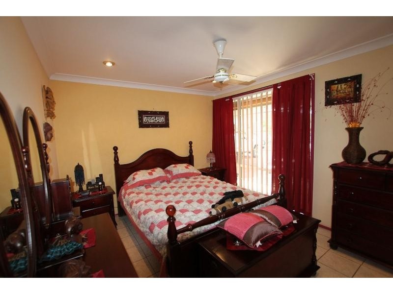 65 Rugby Crescent, Chipping Norton NSW 2170