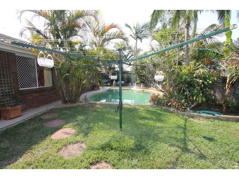 65 Rugby Crescent, Chipping Norton NSW 2170