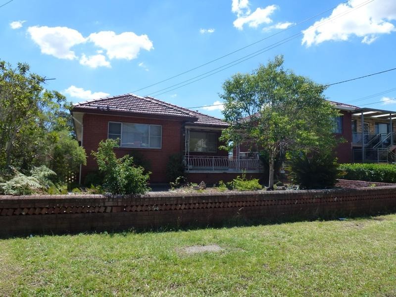 12 Carboni Street, Liverpool NSW 2170