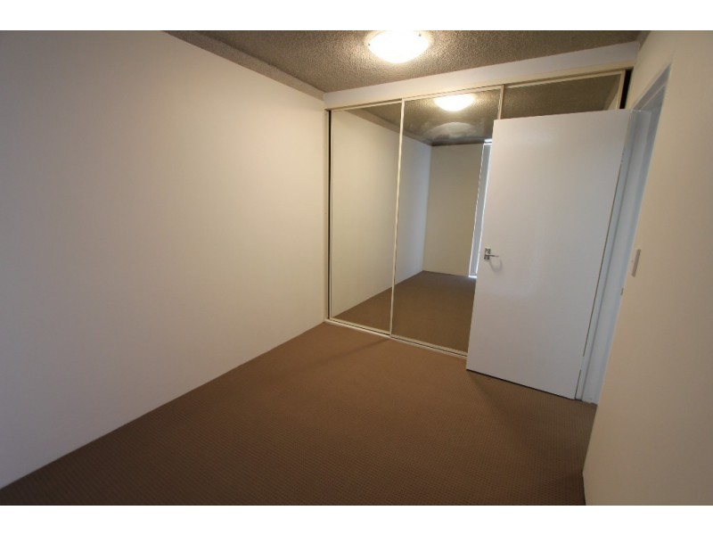 8/25 Norfolk Street, Liverpool NSW 2170