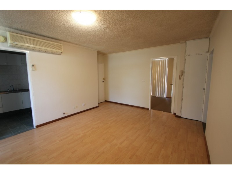 8/25 Norfolk Street, Liverpool NSW 2170