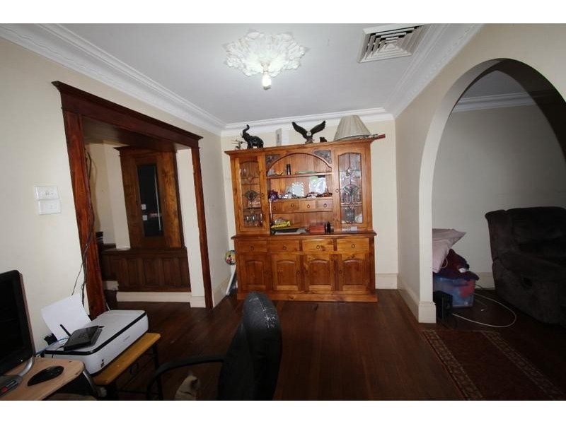 4 Barooga Avenue, Bradbury NSW 2560