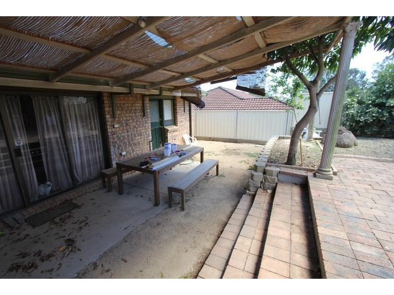 4 Barooga Avenue, Bradbury NSW 2560