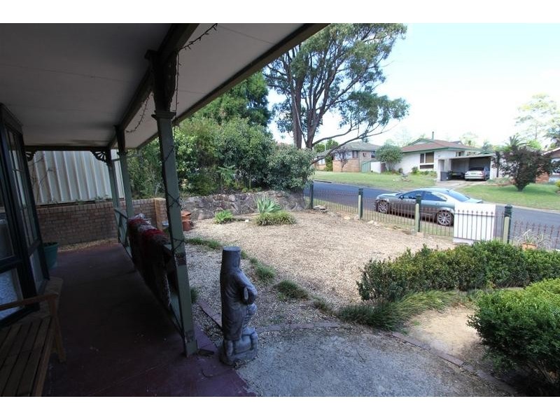 4 Barooga Avenue, Bradbury NSW 2560