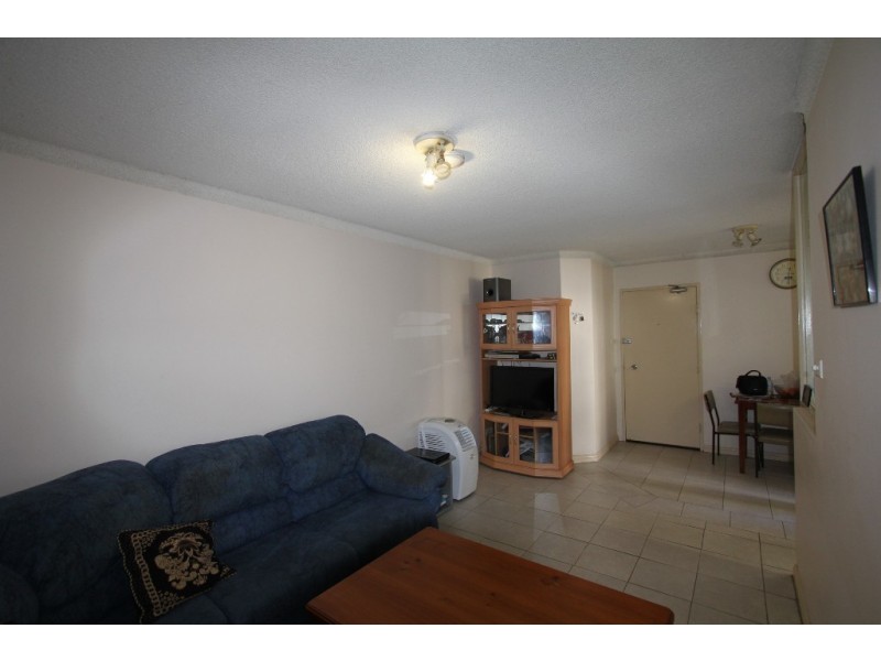 4/12-16 Goulburn Street, Warwick Farm NSW 2170