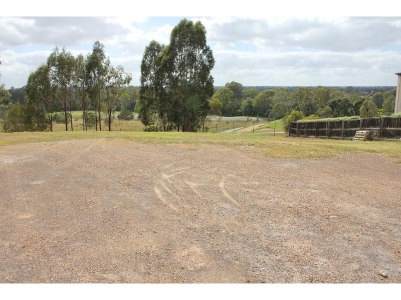 12 Macquarie Links Drive, Macquarie Links NSW 2565