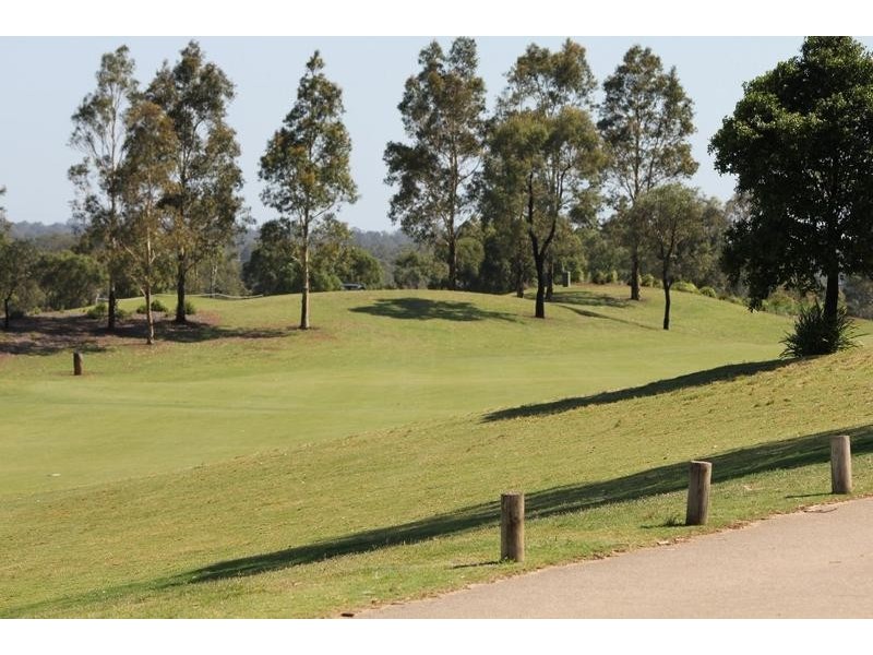 12 Macquarie Links Drive, Macquarie Links NSW 2565