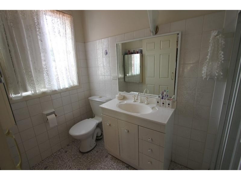 208 Henry Lawson Drive, Georges Hall NSW 2198