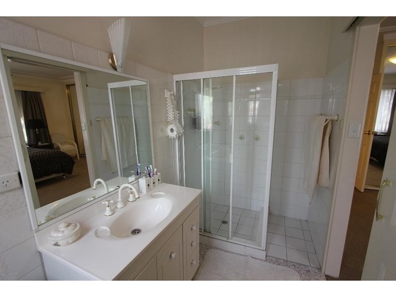 208 Henry Lawson Drive, Georges Hall NSW 2198