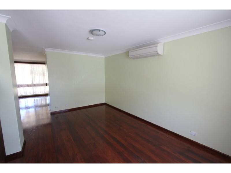 7/5 Amaranthus Place, Macquarie Fields NSW 2564