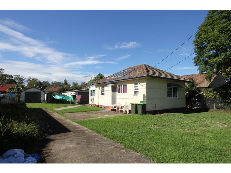 36 Market Street, Moorebank NSW 2170