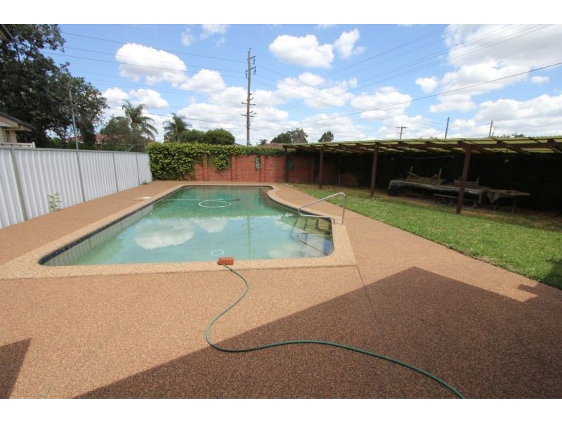 257 Epsom Road, Chipping Norton NSW 2170