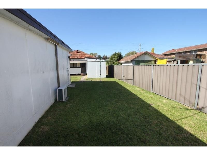 39 Cooper Ave, Moorebank NSW 2170