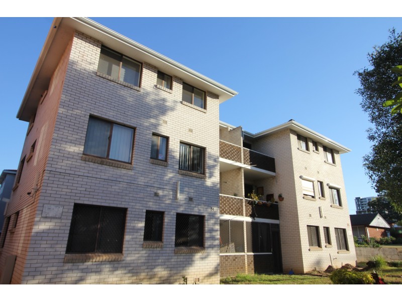 6/34 Rememberence Avenue, Warwick Farm NSW 2170