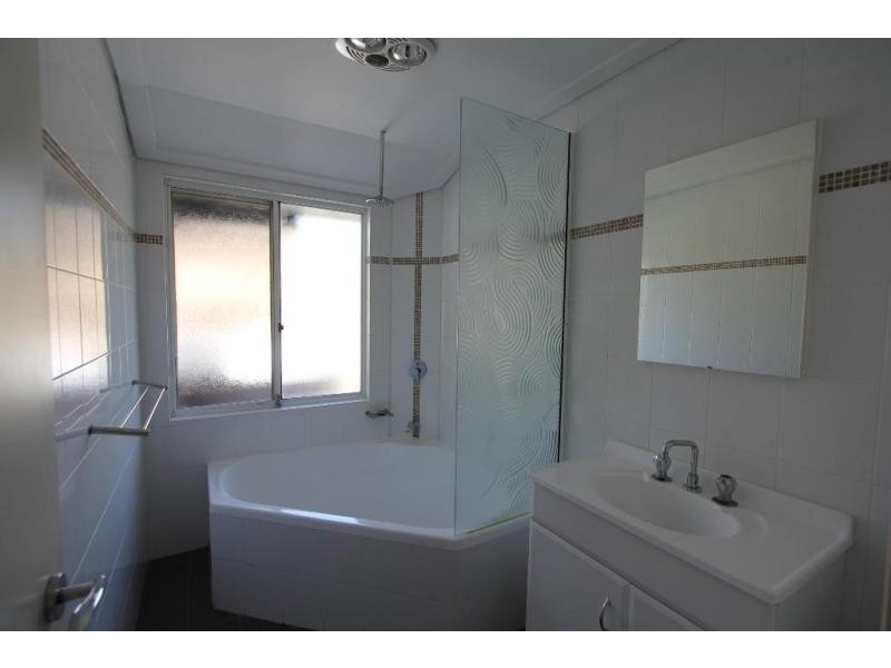 3 Henrietta Drive, Narellan Vale NSW 2567