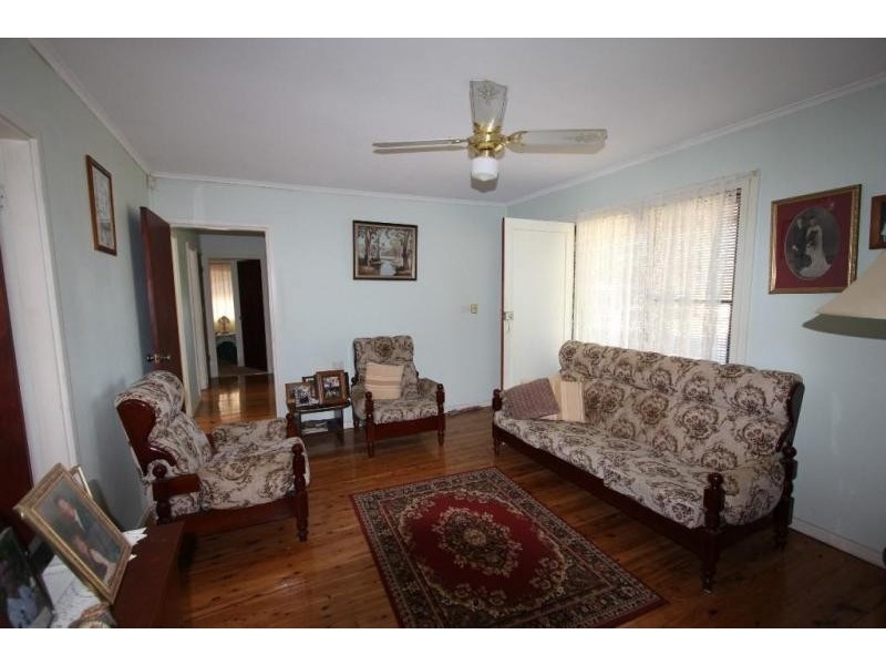 21 Insignia Street, Sadleir NSW 2168