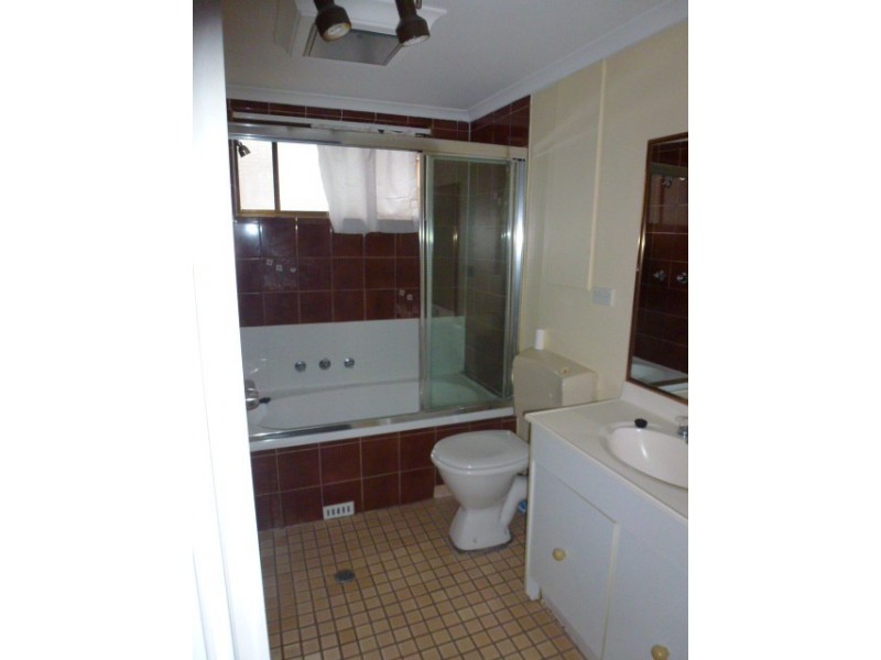 93/142 Moore Street, Liverpool NSW 2170